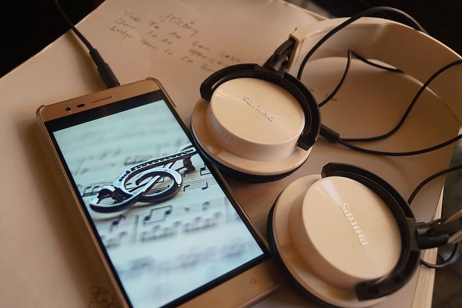 white Philips headphones beside smartphone, Lenovo, Music, onedirection HD wallpaper