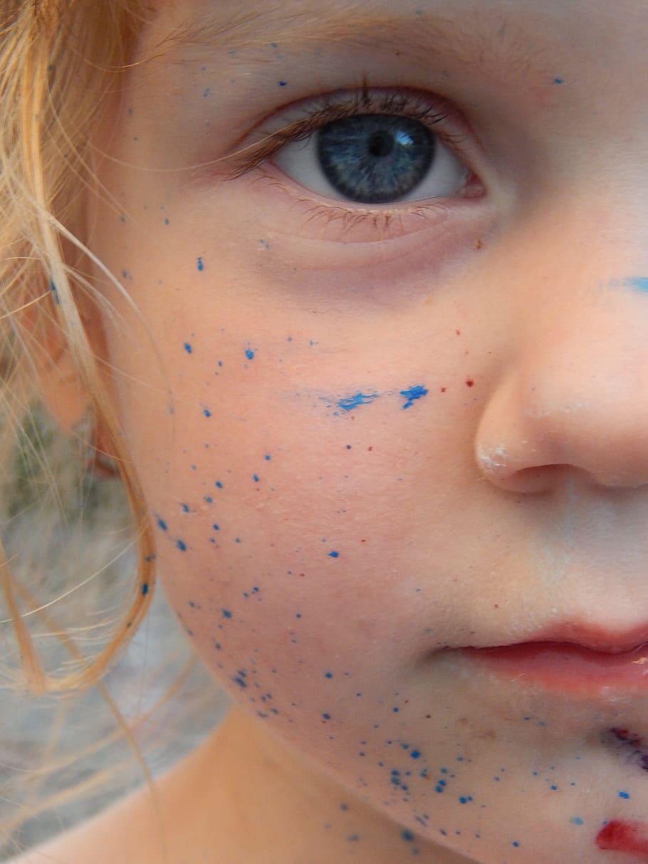 blue splatter paint on toddlers face, eye, games, colors, child HD wallpaper