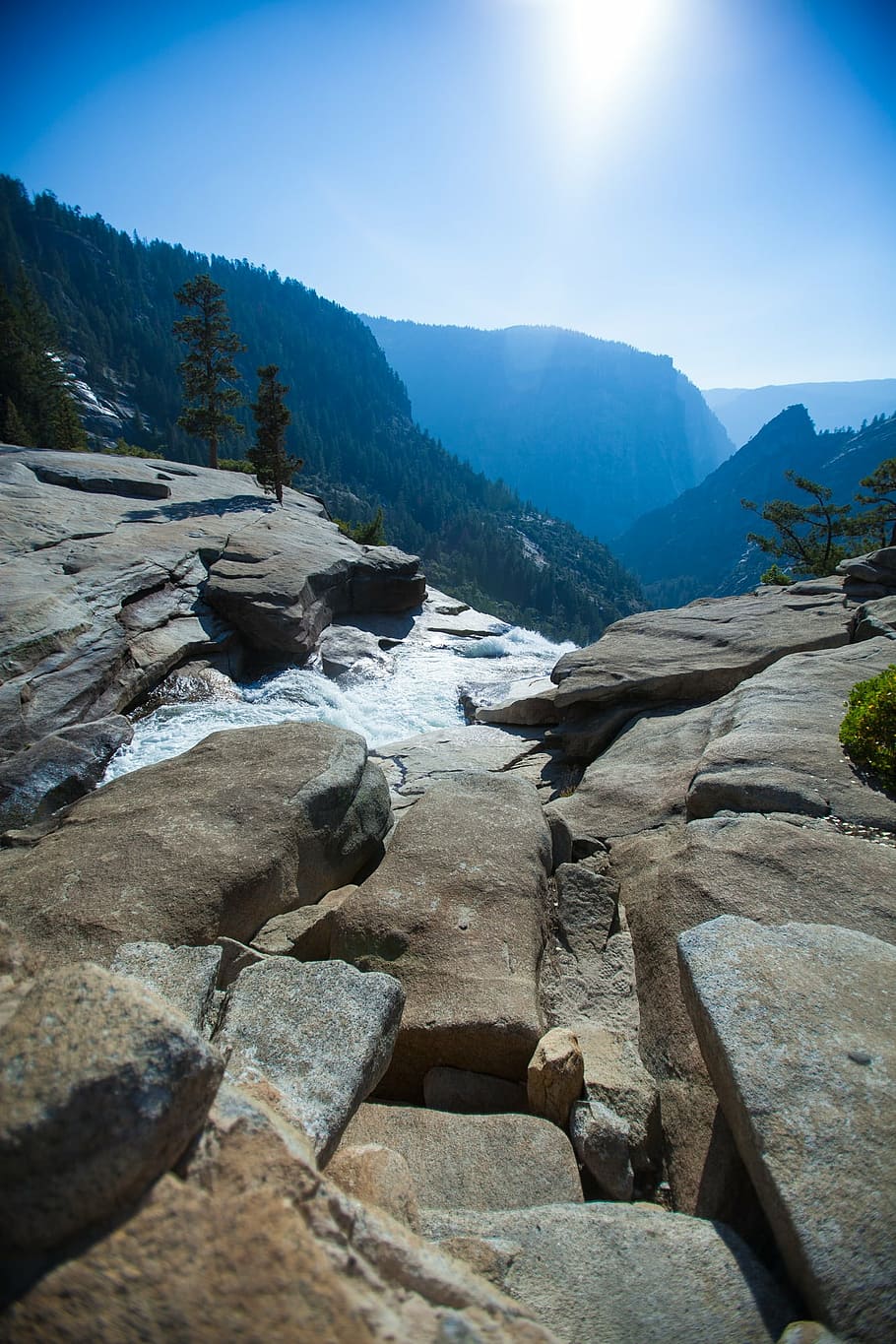 rocks on top of mountain, yosemite, mountains, forest, waterfall HD wallpaper