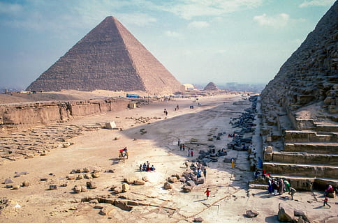 structural shot of brown pyramid under blue sky during daytime, Assassin's Creed Origin game HD wallpaper