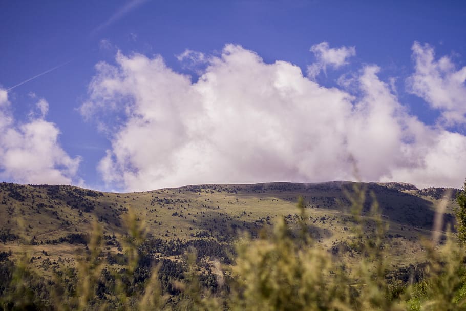 mountain near clouds, mountain under party clouds, hill, grass HD wallpaper
