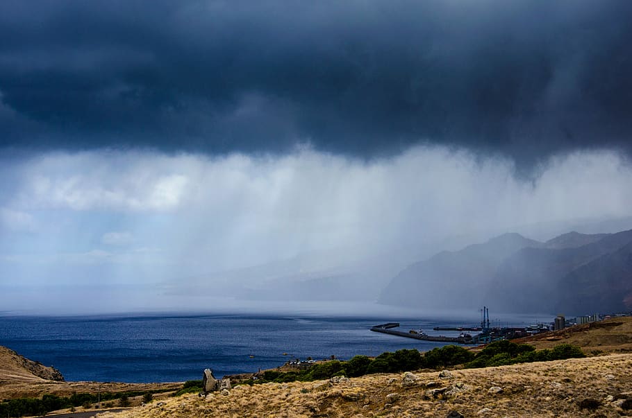 Madeira, Sea, Dark Clouds, rain, rain over the ocean, booked HD wallpaper