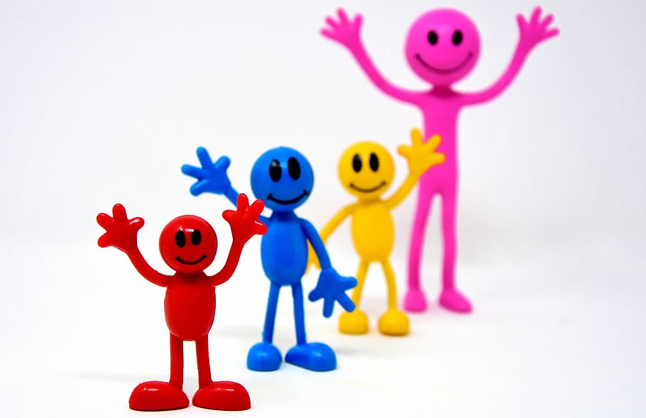 human-shaped plastic decors, happy, cheerful, smilies, laugh, HD wallpaper