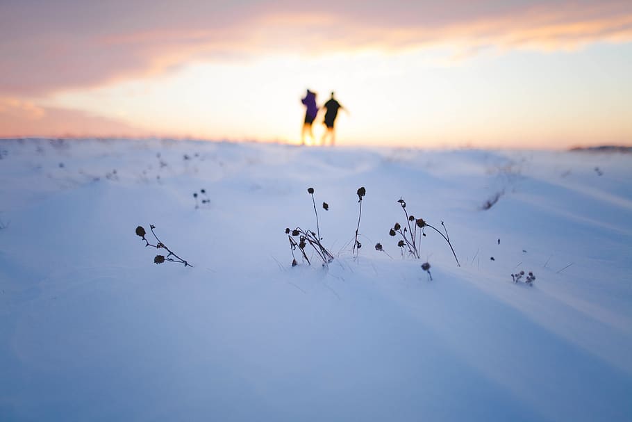 snow, winter, mountain, highland, horizon, clouds, sky, people HD wallpaper