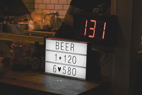 black digital clock at 131, white and black beer 1 120 neon light HD wallpaper