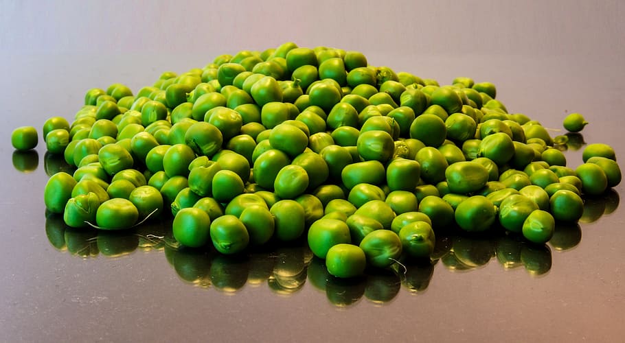green peas, vegetables, food, harvest, harvested, food and drink HD wallpaper
