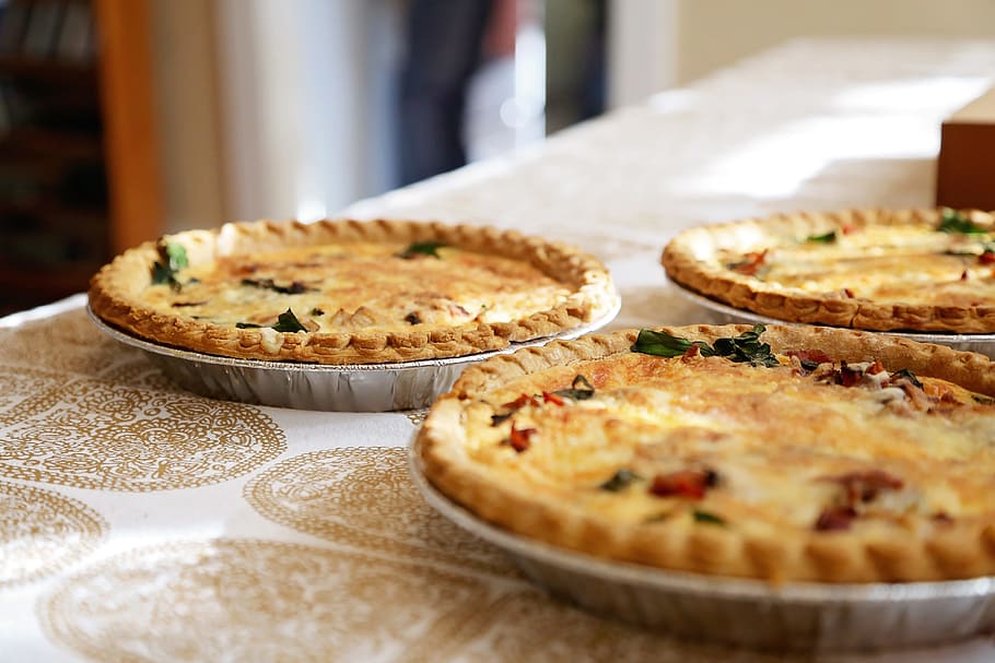 food, meal, table, blur, baking, close-up, cooking, crust, delicious HD wallpaper