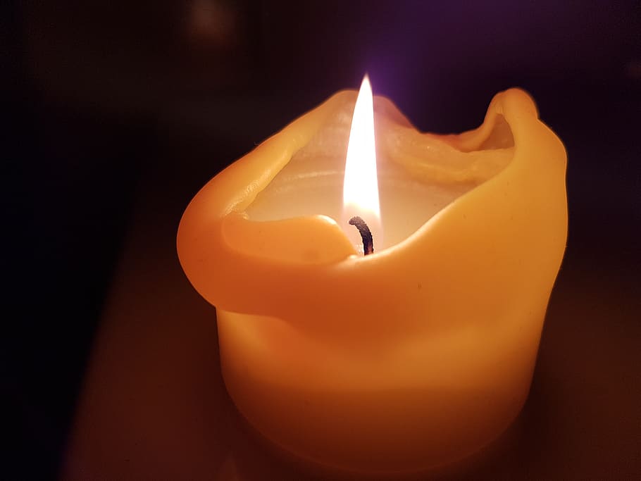 candle, flame, wick, fire, light, burn, candlelight, yellow HD wallpaper