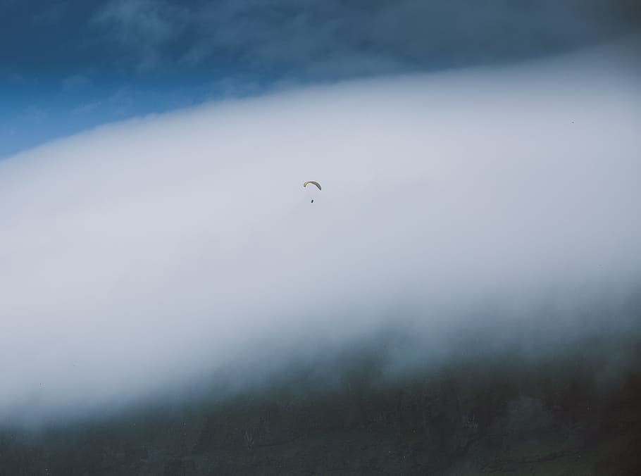blue and white sky, flying, nature, paragliding, extreme Sports HD wallpaper
