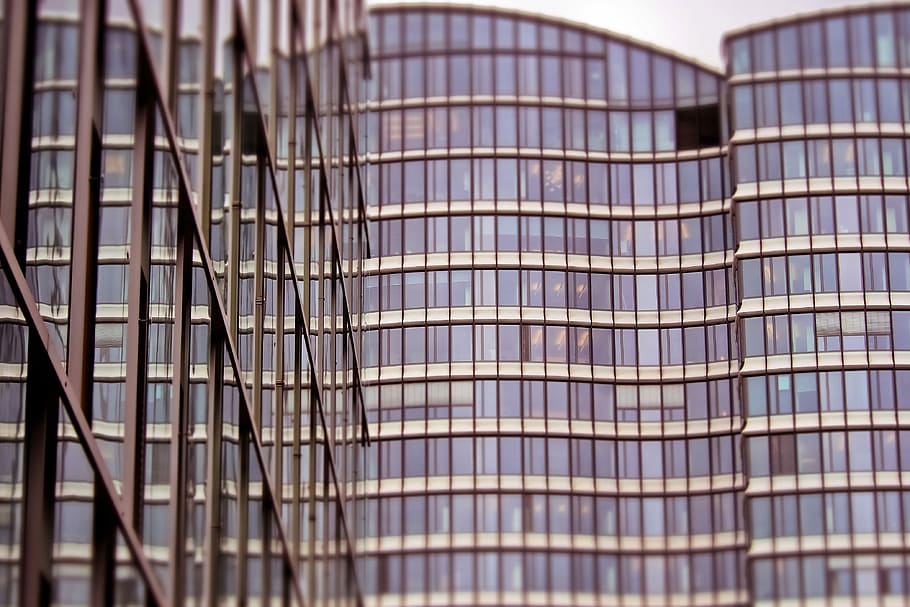 architecture, glass, modern, city, reflection, futuristic, urban HD wallpaper