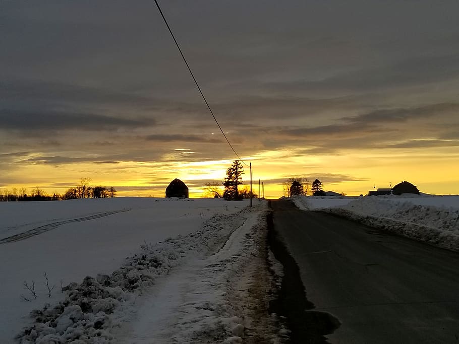 sunset, winter, farm, barn, clouds, snow, evening, sundown HD wallpaper