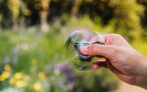 fidget, spinner, stress, relax, toy, finger, hand, relieving HD wallpaper