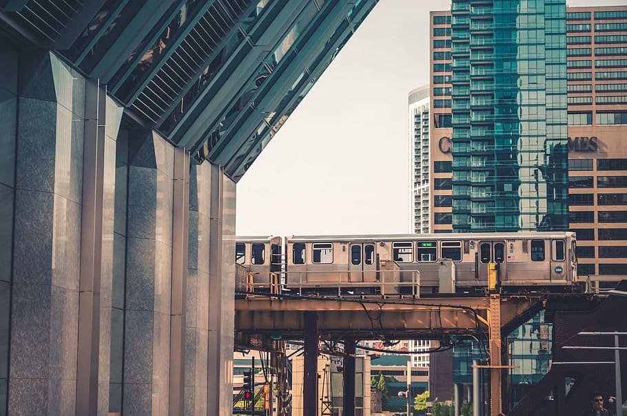 gray train on focus photo, architecture, building, infrastructure HD wallpaper