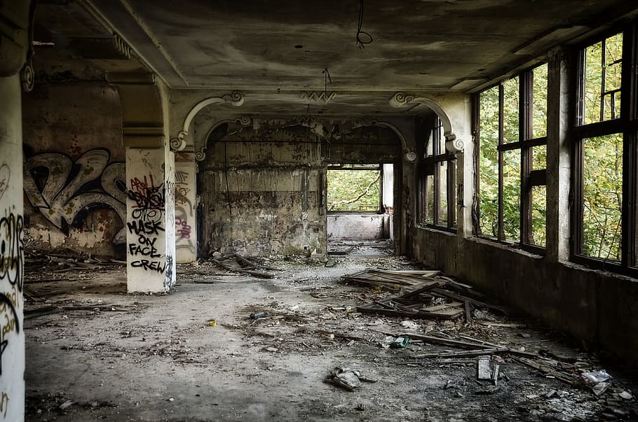 abandoned building photo during daytime, ruin, villa, lapsed HD wallpaper
