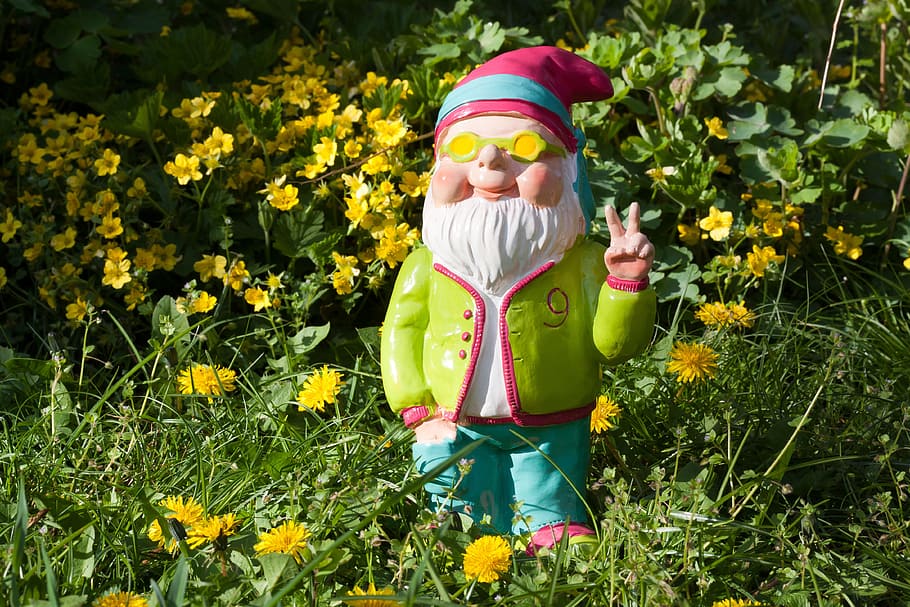 Elf ceramic figurine, dwarf, peace, spring, garden, mood, colorful HD wallpaper