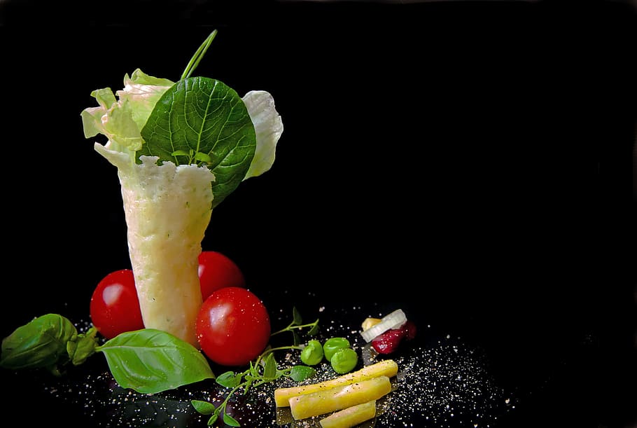 salad, leaf lettuce, parmesan wafers, basil, tomatoes, frisch, HD wallpaper