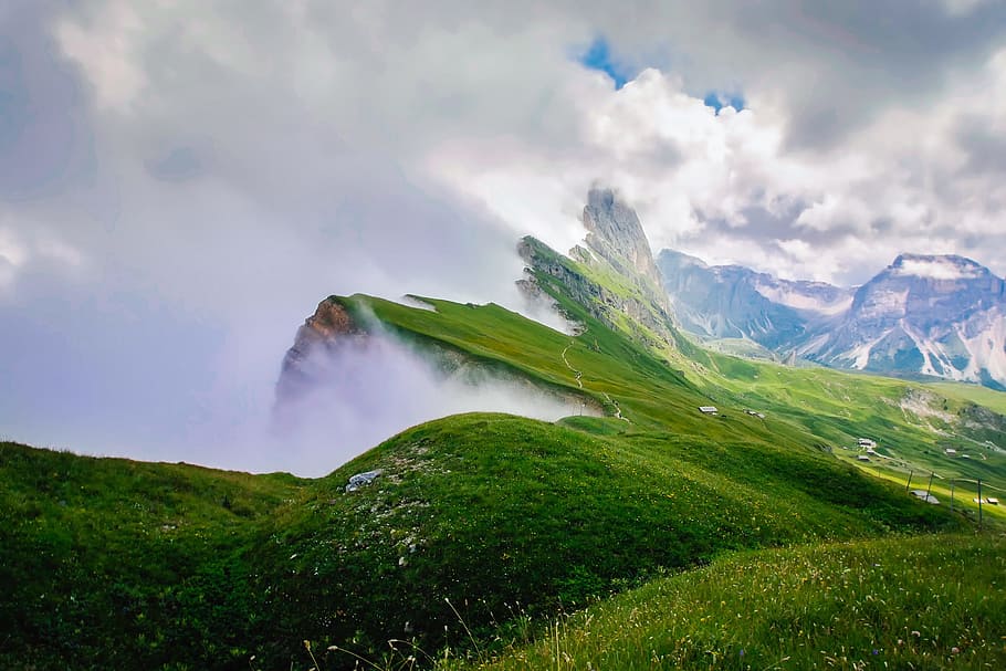 mountain peak surrounded by clouds, italy, mountains, sky, grass HD wallpaper