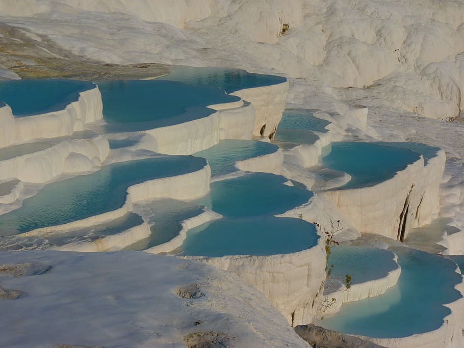 snowcapped mountain taken during daytime, pamukkale, lime sinter terrace, HD wallpaper