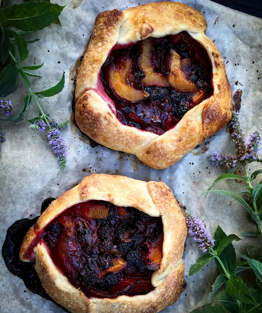 bake pastry, two bread with pineapple flavor, baking, fruit, food styling HD wallpaper