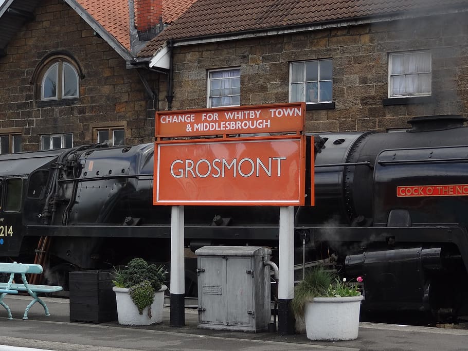sign north yorks, railway, engine, text, architecture, communication HD wallpaper