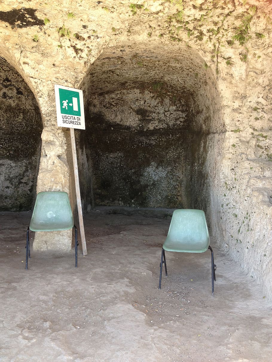 cave, panels, seats, sign, no people, communication, wall - building feature HD wallpaper