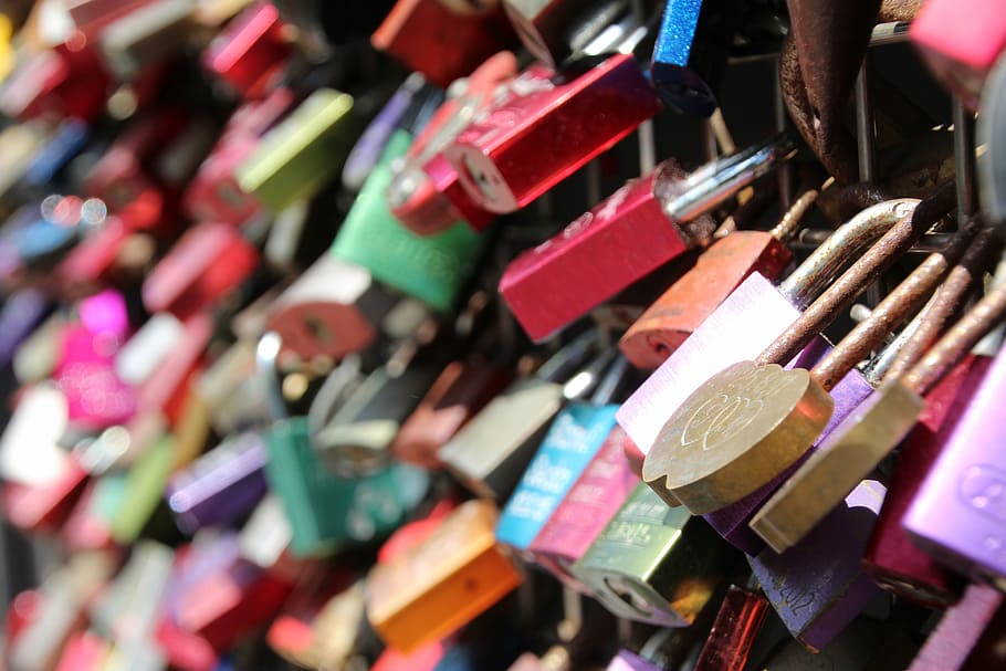 love locks, castle, bridge, padlocks, liebesbeweis, railing HD wallpaper