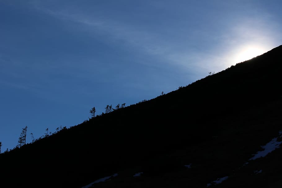 sky, mountainside, sun, lichtspiel, silhouette, trees, nature HD wallpaper