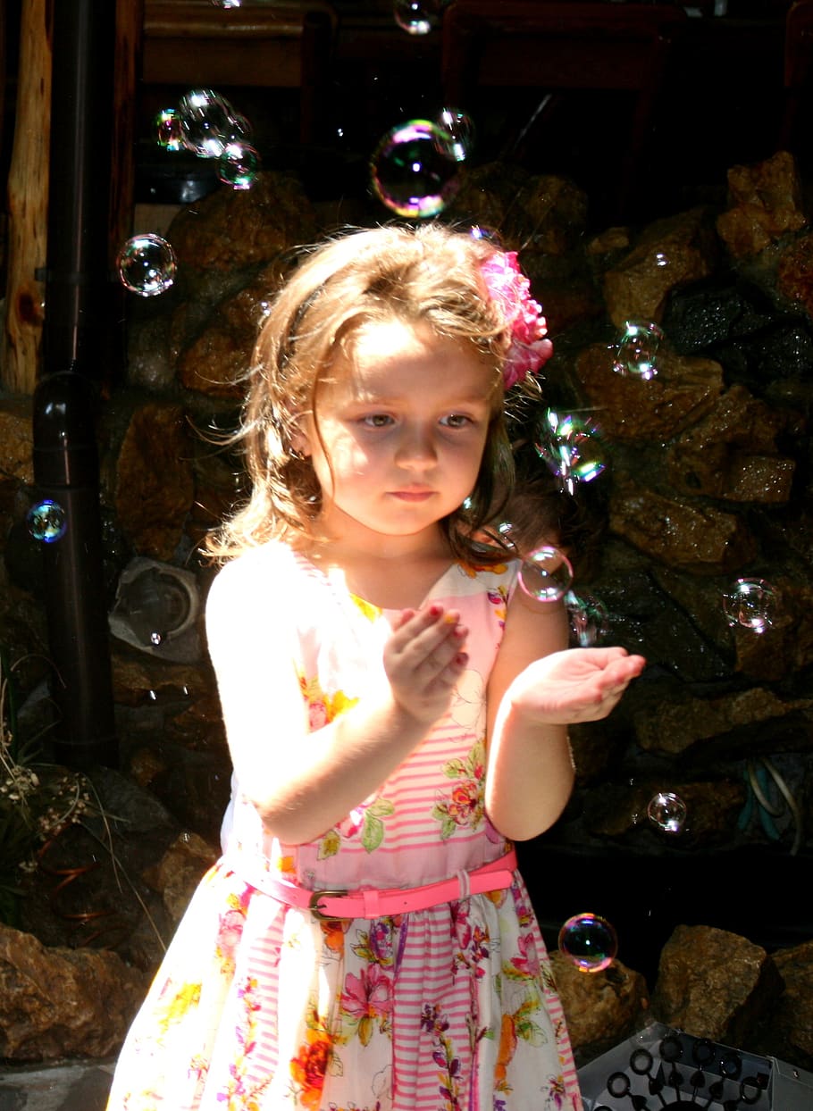 girl, bubbles, play, childhood, girls, one person, real people HD wallpaper
