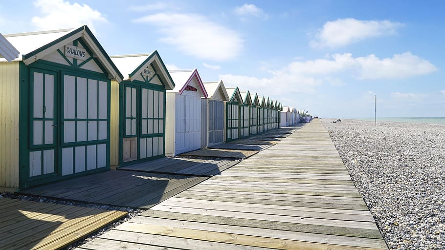 cabin, beach, sea, sky, architecture, day, cloud - sky, built structure HD wallpaper