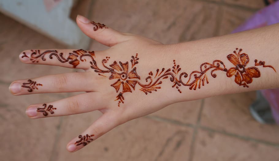 Best Mehndi Artist In Delhi, India | Vicky Mehandi Art