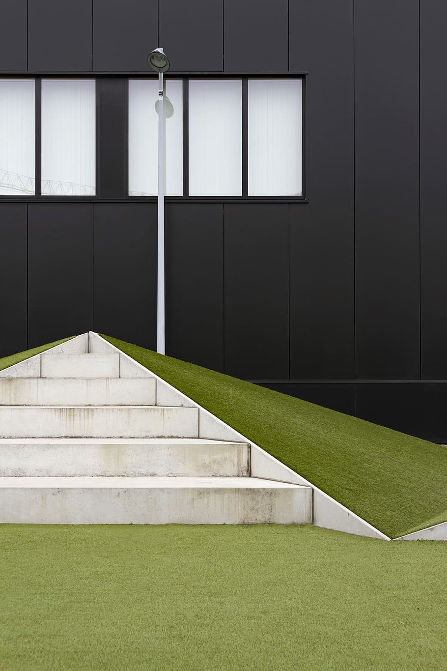 green sod, white shower tower, building, architecture, grass HD wallpaper