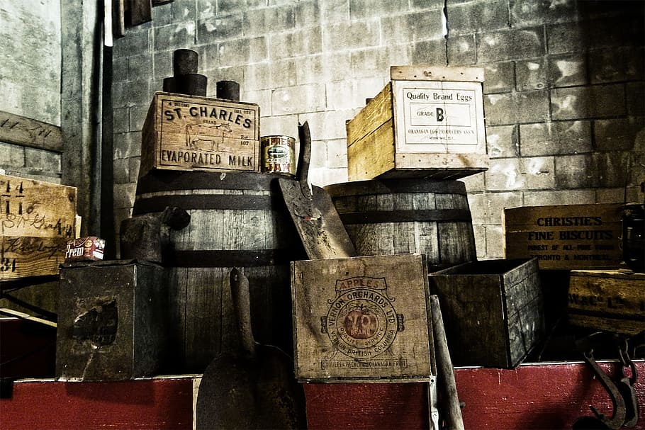 brown wooden boxes and crates, warehouse, old, junk, storage HD wallpaper