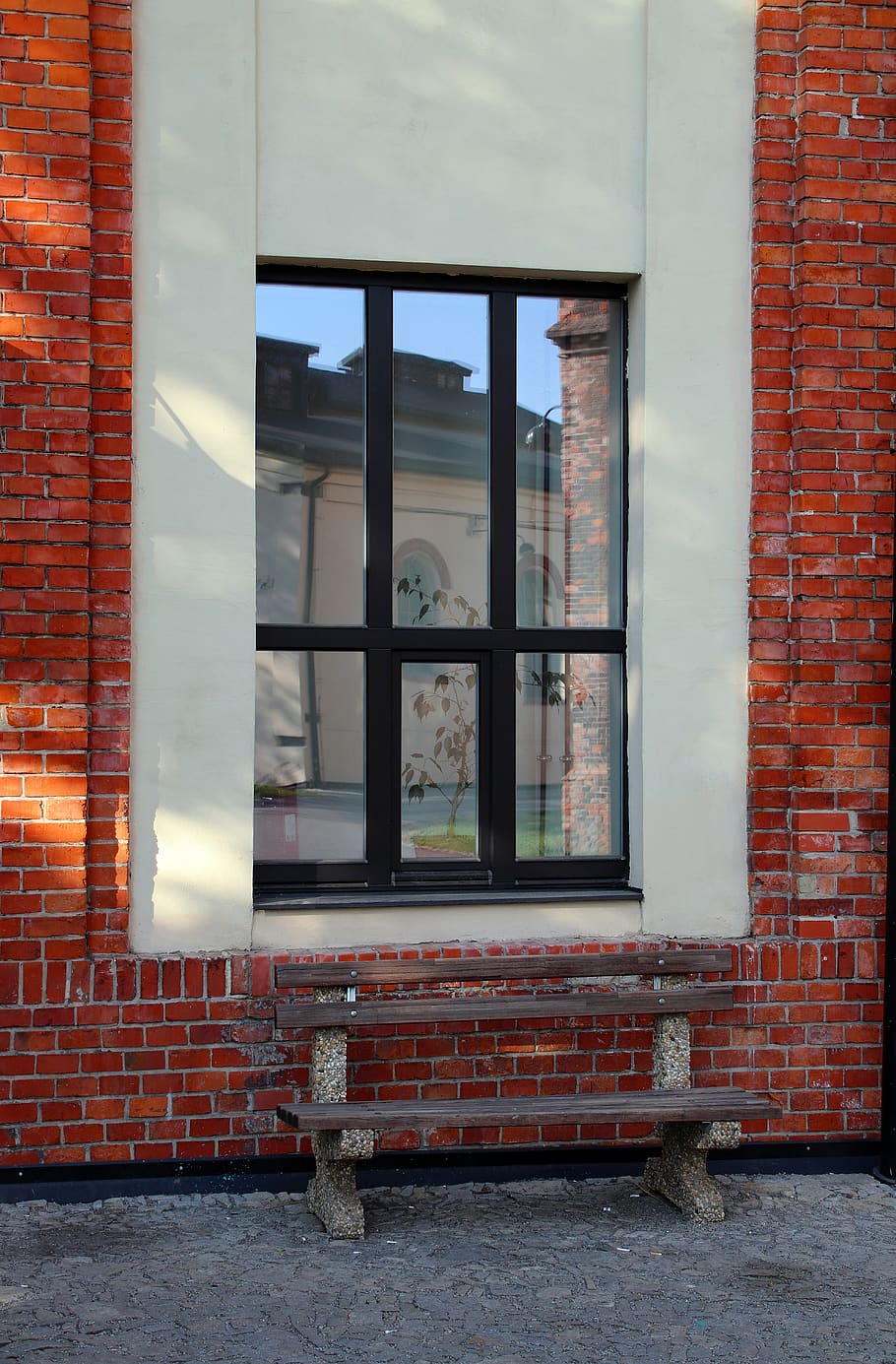 window, building, bench, reflection, architecture, brick, brick wall HD wallpaper