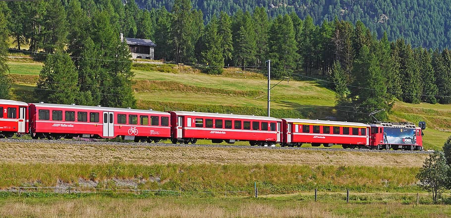 Rhaetian Railways, Engadin, summer morning, switzerland, graubünden