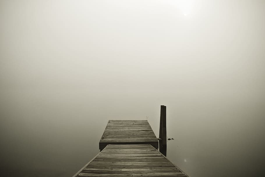 brown wooden pier on cloudy horizon, closeup photo of brown seadock HD wallpaper