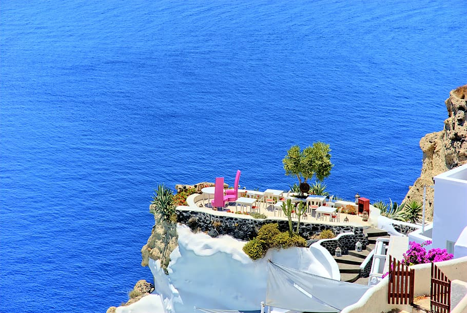 party setup on cliff near body of water, greece, santorini, beach, HD wallpaper