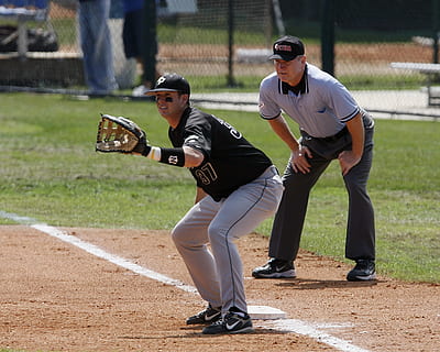 Baseball, First Base, Umpire, Game, focus, concentration, sport HD wallpaper