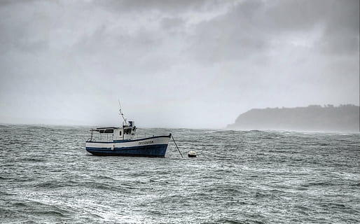 boat, storm, brest, brittany, grey sky, spray, waves, weather HD wallpaper