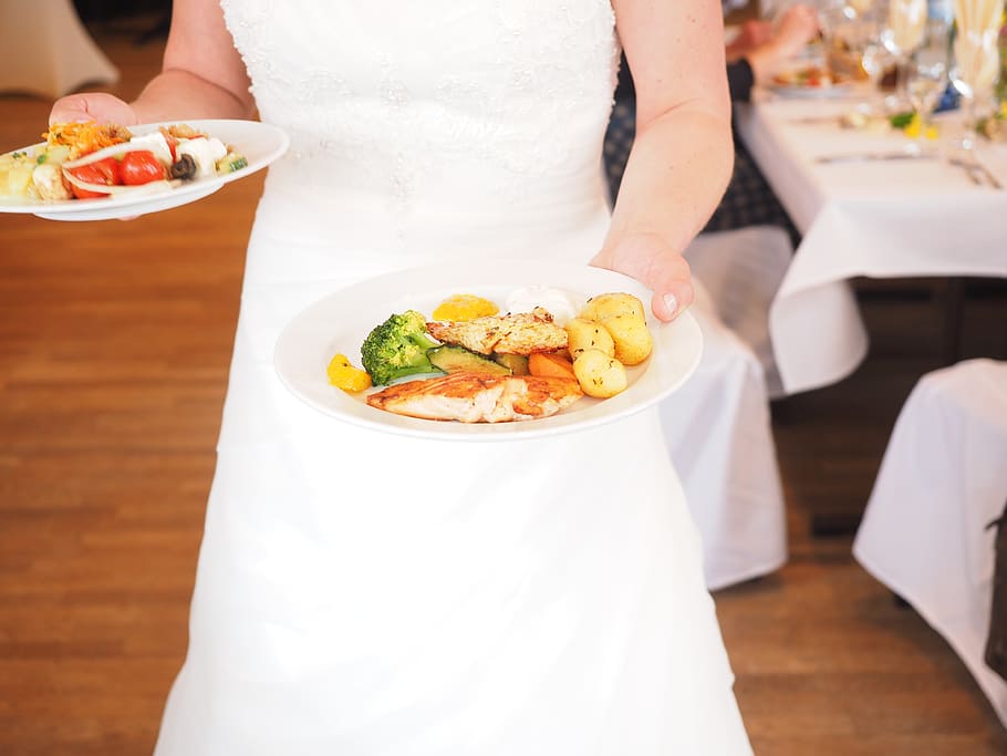 woman serving plate of cooked foods, bride, eat, menu, operation HD wallpaper