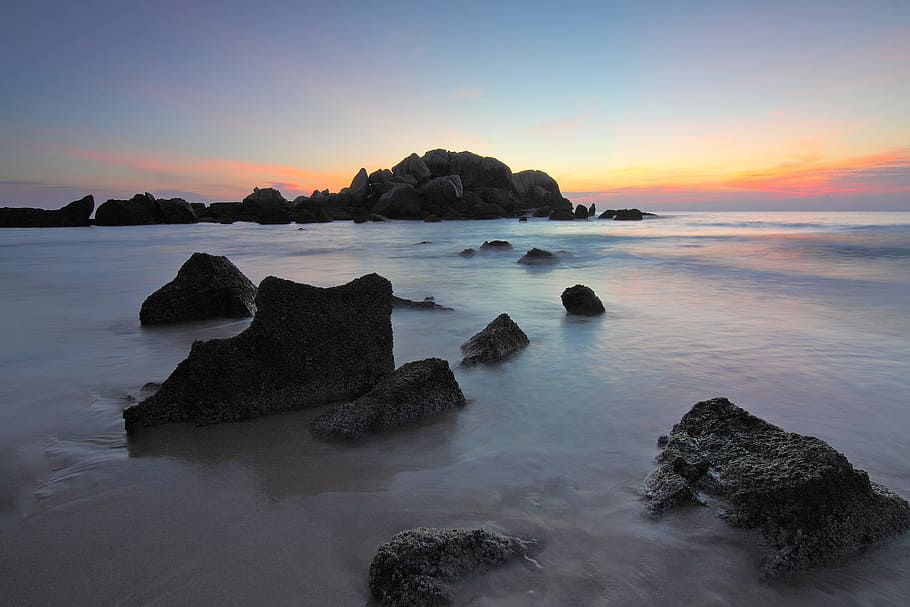 sea, dawn, nature, sky, dusk, idyllic, ocean, rocks, scenic, seascape HD wallpaper