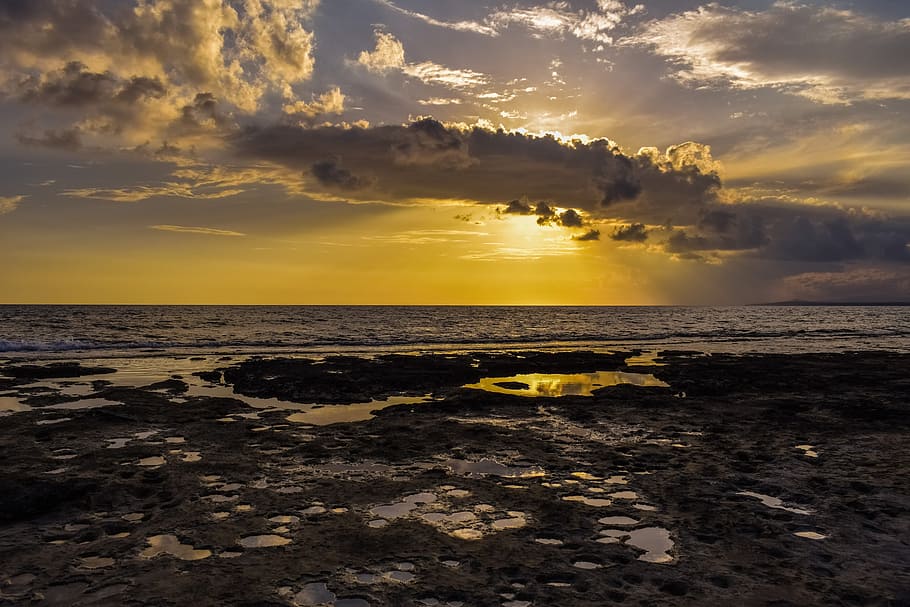 body of water, sunset, sea, dusk, sky, clouds, dramatic, nature HD wallpaper
