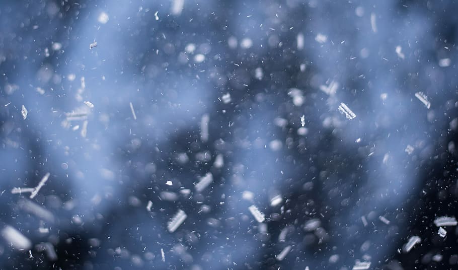 white particles closeup photography, close-up photography of snowflakes HD wallpaper