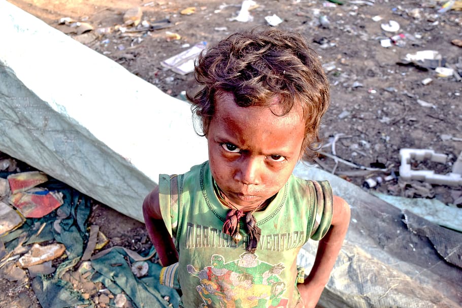 Little Indian poor boy in streets of Bakkhali by debu