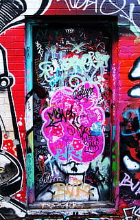 photo of graffiti, multicolored graffitti on wall, door, painted HD wallpaper