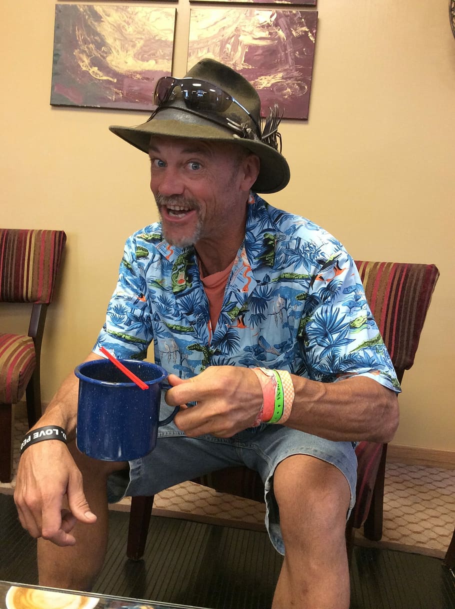 Man, Hat, smiling, sitting, happy, funny, american, laughing HD wallpaper
