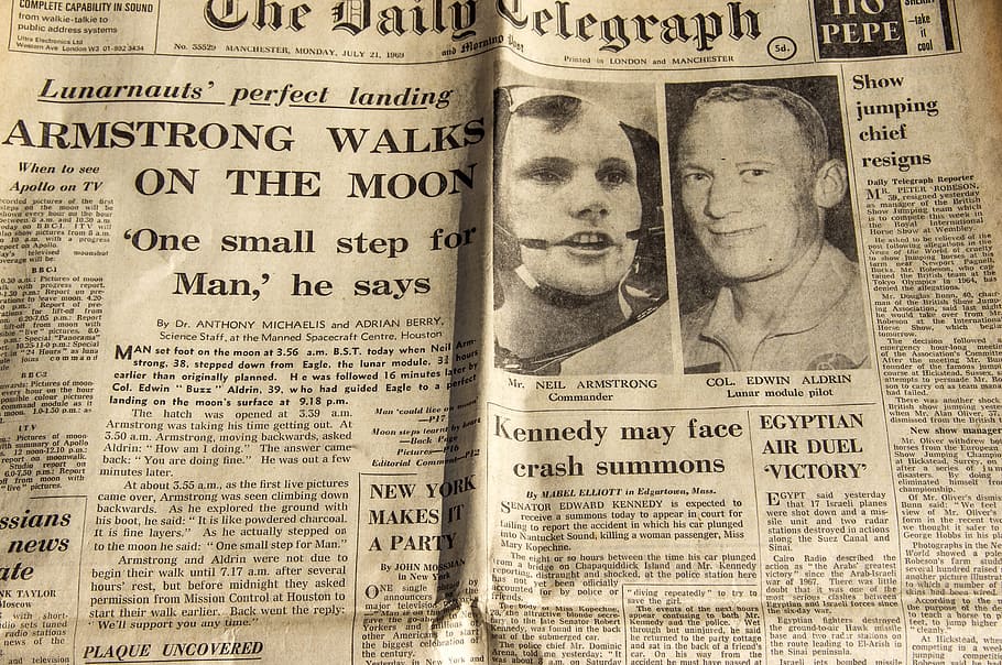 The Daily Celegraph newspaper, Historic, First, Moon, landing HD wallpaper