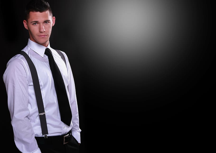 man wearing black necktie, white dress shirt, and black dress pants HD wallpaper