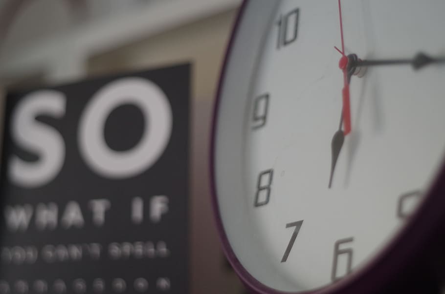 Clock at 6:17, Analogue, blur, card, clock face, close-up, countdown HD wallpaper