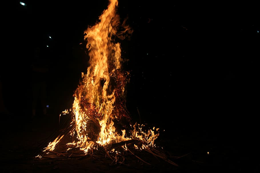 bonfire at nighttime, dark, darkness, firewood, flame, burning HD wallpaper