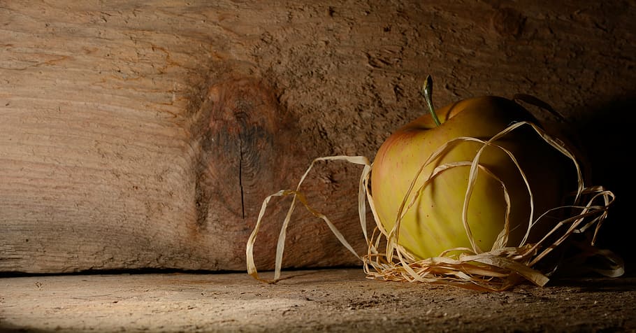 yellow apple in brown wooden table, fruit, advent, deco, christmas HD wallpaper